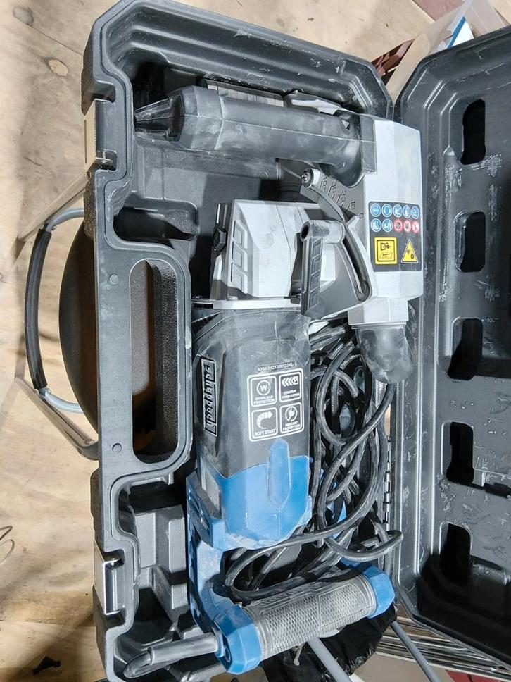 Scheppach sleuvenfrees MNF2250, Doe-het-zelf en Verbouw, Gereedschap | Overige machines, Zo goed als nieuw, Ophalen