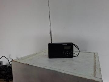 radio vintage digitale zakradio beschikbaar voor biedingen