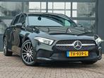 Mercedes-Benz A-Klasse 200 Business Solution Plus Upgrade |, Auto's, Gebruikt, Euro 6, 4 cilinders, Zwart