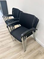 Vergaderstoelen zwart-chroom stapelbaar met armleuning, Ophalen, Zwart, Zo goed als nieuw, Metaal