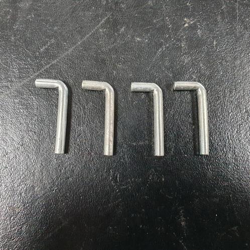 4x Lundia metalen schappendragers, plankendragers, legbordha, Doe-het-zelf en Verbouw, IJzerwaren en Bevestigingsmiddelen, Gebruikt