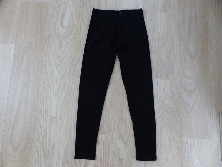 Zwarte warme leggings maat 164 C&A, Kinderen en Baby's, Kinderkleding | Maat 164, Zo goed als nieuw, Meisje, Broek, Ophalen of Verzenden