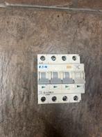 Eaton 4P Aardlekautomaat c16 30mA, Ophalen of Verzenden, Gebruikt