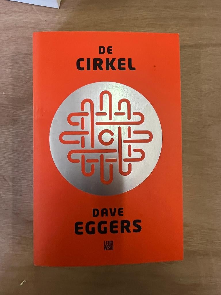 boek: De cirkel, Dave Eggers, Ophalen of Verzenden, Zo goed als nieuw, Dave Eggers, Nederland