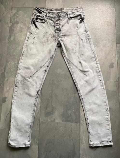SKY REBEL, licht grijze jeans, maat 32/32 (qwe), Kleding | Heren, Spijkerbroeken en Jeans, Zo goed als nieuw, W32 (confectie 46) of kleiner