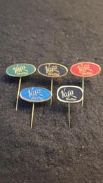 VASA textiel Zeist speldjes, Verzamelen, Speldjes, Pins en Buttons, Verzenden, Zo goed als nieuw, Merk, Speldje of Pin