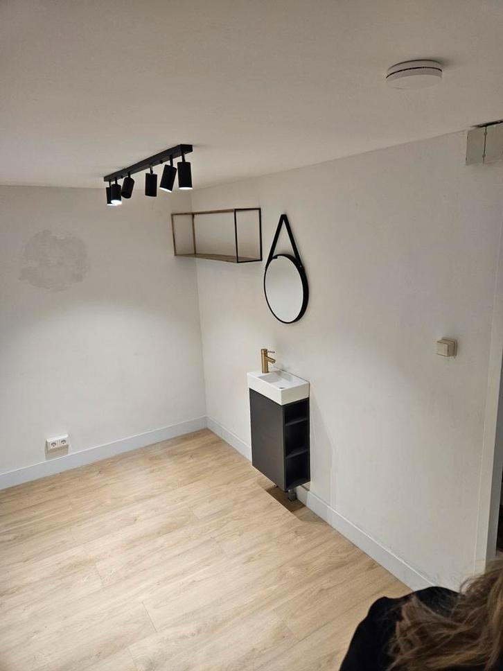 Praktijkruimte te huur in Beautyverzamelpand Ede, Huizen en Kamers, Kamers te huur, Overige regio's, Minder dan 20 m²