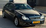MERCEDES C KLASSE C180 145PK KOMPRESSOR SPORT YOUNGTIMER, 13 km/l, 74 €/maand, Zwart, 4 stoelen