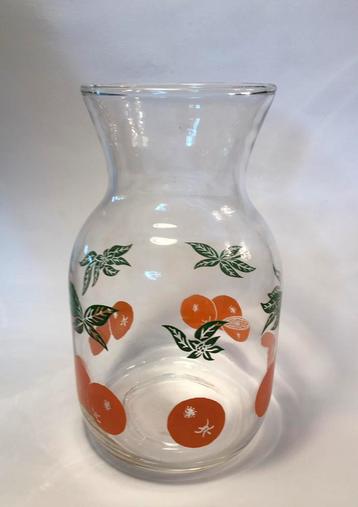 Leuke vintage sapkan, glas, met sinaasappeltjes beschikbaar voor biedingen