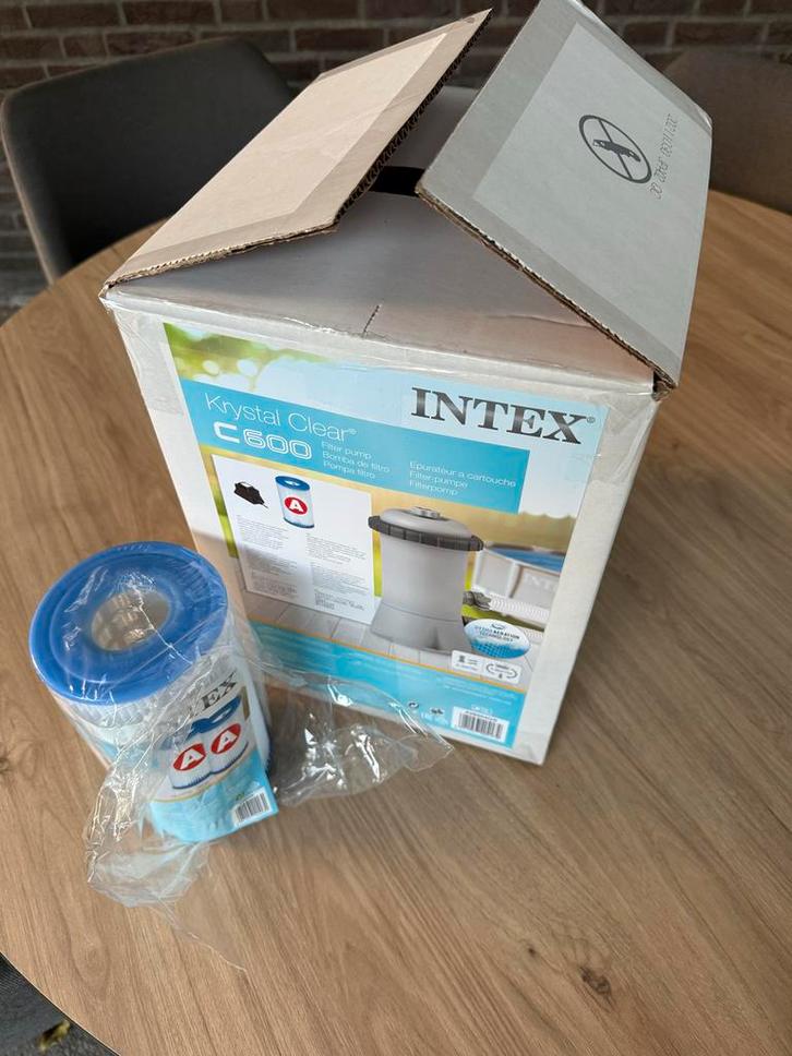 Intex C600 Zwembadpomp met Extra Onderdelen. ZGAN, Tuin en Terras, Zwembaden, Gebruikt, Opzetzwembad, Minder dan 80 cm, Minder dan 200 cm