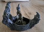 Te koop stenen draak klauw met kleine draak12 cm breed 12 cm, Ophalen of Verzenden, Nieuw, Dier
