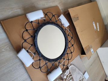 H&M Home Ronde Spiegel beschikbaar voor biedingen