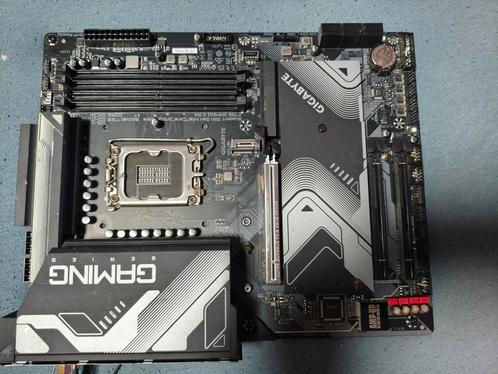 gigabyte z790 gaming x ax moederbord 1700 socket, Computers en Software, Moederborden, Gebruikt, Intel, DDR5, Ophalen of Verzenden