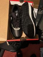 Nike schoenen nieuw gelimiteerd, Ophalen of Verzenden, Zo goed als nieuw, Schoenen