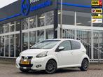 Toyota Aygo 1.0 Navi Sparco uitvoering Sport Airco Dealerond, Voorwielaandrijving, Gebruikt, 4 stoelen, Origineel Nederlands