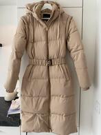 Nikkie gewatteerde jas met riem - Beige, Ophalen of Verzenden, Zo goed als nieuw, Maat 34 (XS) of kleiner, Beige