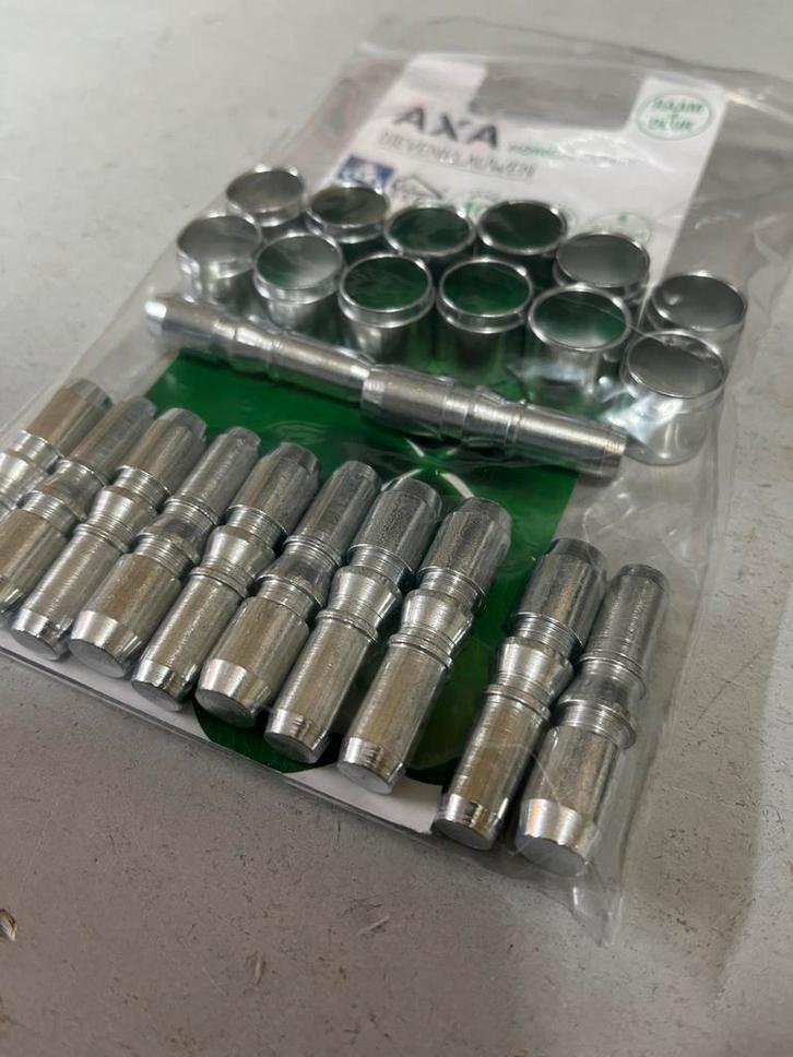 AXA 3113 dievenklauwen per 12 stuks., Hobby en Vrije tijd, Knutselen, Nieuw, Materiaal, Ophalen of Verzenden