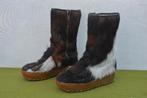 Vintage 70 ’s‎ La Mondiale boots laarzen gemaakt van koeienv, Hoge laarzen, Bruin, Ophalen of Verzenden, La Mondiale