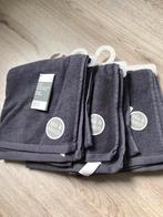 Nieuw 3 stuks prachtige kwaliteit  donkergrijze handdoekkr, Ophalen of Verzenden, Nieuw, Grijs, Handdoek