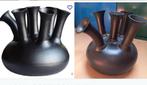 Zwarte Toetervaas Amsterdam, Huis en Inrichting, Woonaccessoires | Vazen, Gebruikt, Zwart, Aardewerk of Porselein, Ophalen of Verzenden