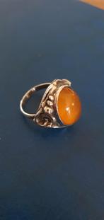 Prachtige oude zilveren ring met steen, Sieraden, Tassen en Uiterlijk, Ringen, Ophalen of Verzenden, Zo goed als nieuw, Dame, Zilver