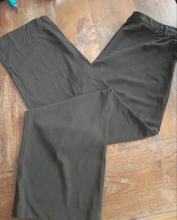 Pantalon Metradamo beschikbaar voor biedingen