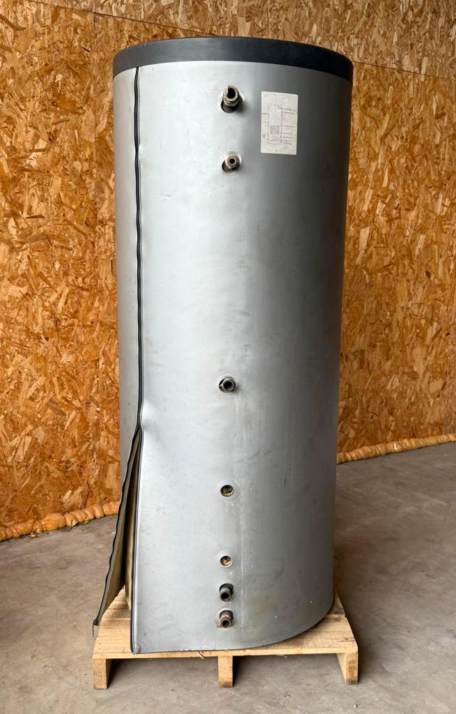 Cv Buffervat 300 liter met een spiraal, Doe-het-zelf en Verbouw, Geisers en Boilers, Zo goed als nieuw, Boiler, 100 liter of meer
