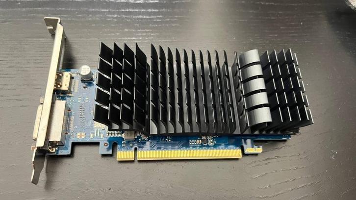 ASUS GeForce GT 1030 videokaart - GT1030-SL-2G-BRK, Computers en Software, Videokaarten, Zo goed als nieuw, Nvidia, PCI-Express 3.0