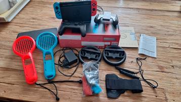 Nintendo switch met accessoires  beschikbaar voor biedingen