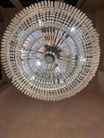 XXL Kroonluchter beschikbaar voor biedingen