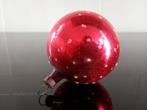 Antieke glazen kerstbal rood met witte stippen, Diversen, Kerst, Ophalen