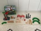 Brio Treinset Magazijn Set - met lift, Kinderen en Baby's, Ophalen of Verzenden, Gebruikt, Jongen of Meisje