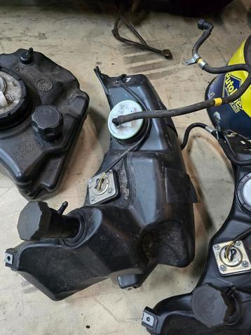 Tank voor vespa sprint iget  beschikbaar voor biedingen