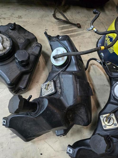 Tank voor vespa sprint iget, Fietsen en Brommers, Brommeronderdelen | Algemeen, Gebruikt, Ophalen of Verzenden