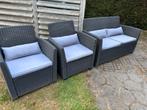 2 stoelen met kussentjes + gratis bankje met kussentjes, Tuin en Terras, Ophalen, 4 zitplaatsen, Kunststof, Gebruikt