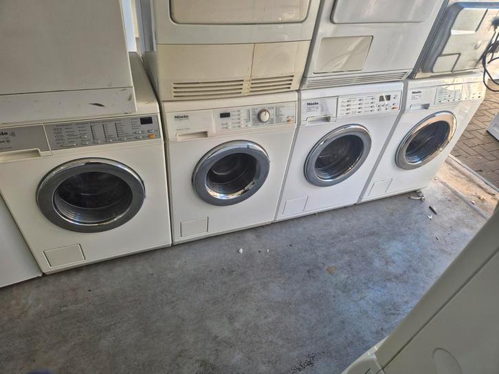 4 x Gebruikte Miele Wasmachine - Voorlader 75eu per stuk, Witgoed en Apparatuur, Wasmachines, Gebruikt, 85 tot 90 cm, 1600 toeren of meer