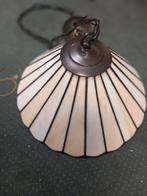 2 tiffany hanglampen en 1 lampenkap, Huis en Inrichting, Lampen | Lampenkappen, Ophalen of Verzenden, Zo goed als nieuw, Rond