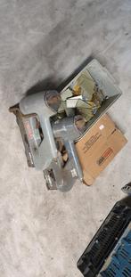 2x Senco nietmachine/pistool pneumatisch met 15000 nieten, Doe-het-zelf en Verbouw, Gereedschap | Handgereedschap, Ophalen, Gebruikt