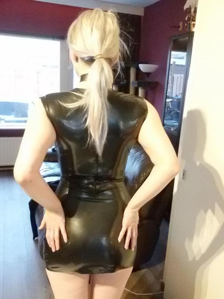 Latex minijurkje met ritssluiting. Nieuw., Kleding | Dames, Overige Dameskleding, Nieuw, Verzenden