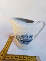 Melkkannetje van Bavaria Porzellan West Friesland vintage, Antiek en Kunst, Antiek | Servies los, Ophalen of Verzenden