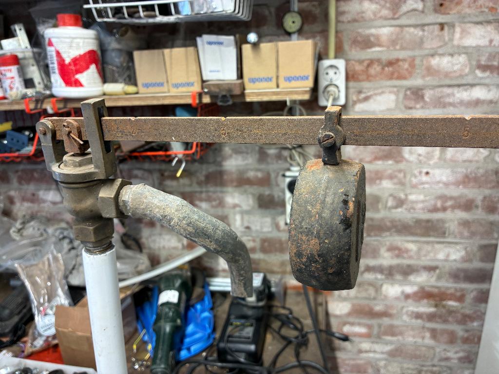 Antiek overdruk ventiel, Ophalen of Verzenden