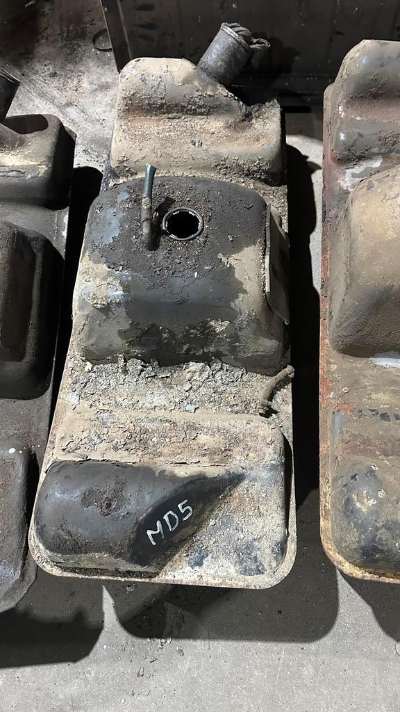 17x Mercedes G-klasse W460 Tank - Diesel/Benzine, Auto-onderdelen, Brandstofsystemen, Mercedes-Benz, Gebruikt, Ophalen