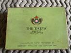 The Greys. Oud Engels sigarettenblik. Godfrey Phillips., Verzamelen, Blikken, Ophalen of Verzenden, Zo goed als nieuw, Overige