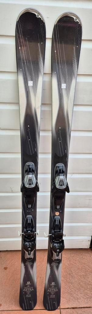 Ski's Salomon (154 cm) met Salomon skibindingen  beschikbaar voor biedingen