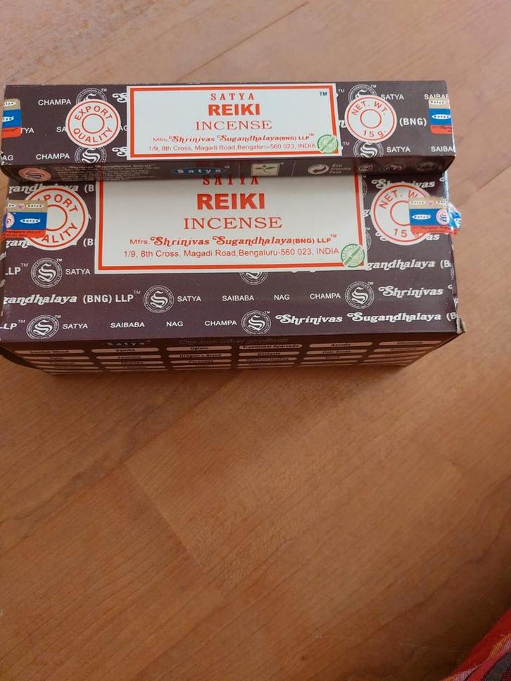Satya Reiki Wierook - Heerlijke Geurstokjes, Huis en Inrichting, Woonaccessoires | Kandelaars en Kaarsen, Nieuw, Kaars, Minder dan 25 cm