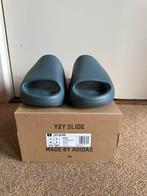 Yeezy Slide Slate Marine | 43, Kleding | Heren, Nieuw, Adidas Yeezy, Blauw, Ophalen of Verzenden