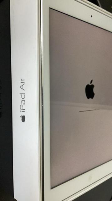 Ipad air 2 wit beschikbaar voor biedingen