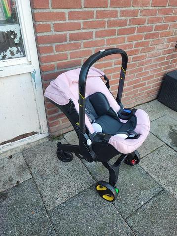 3 in 1 kinderwagen, autostoel doona look a like beschikbaar voor biedingen