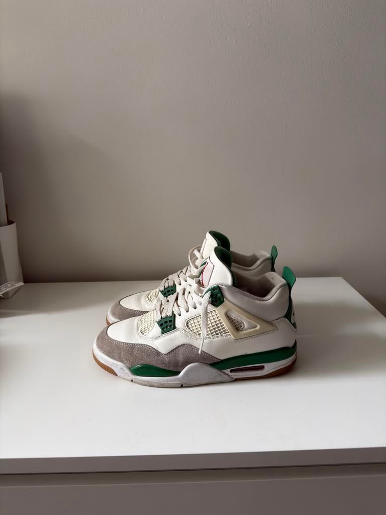 Nike Air Jordan 4 SB - Top conditie!, Wit, Ophalen of Verzenden, Sneakers of Gympen, Gedragen