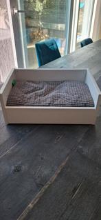 Honden/katten bed 30x46x18cm, Tuin en Terras, Tegels en Klinkers, Ophalen, Zo goed als nieuw, Beton, Overige typen